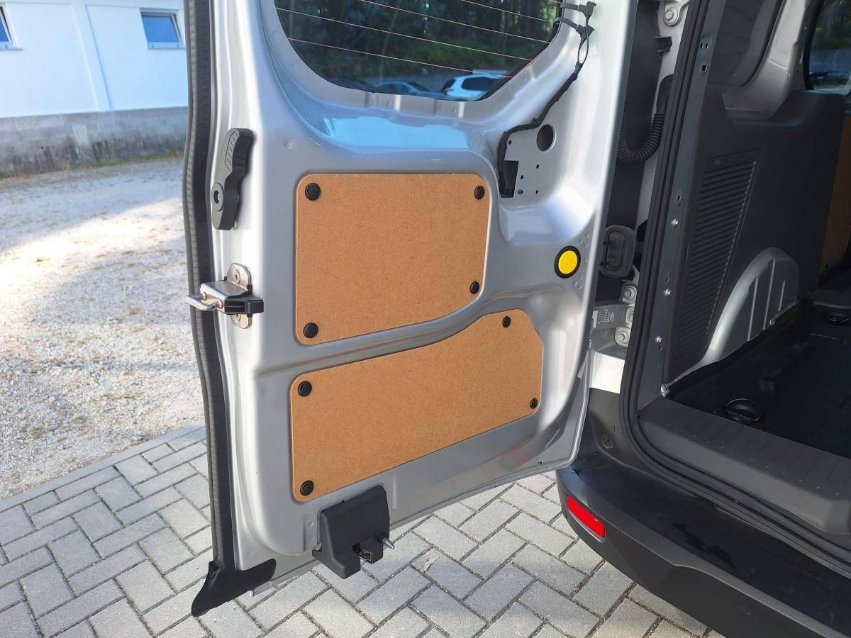 ford-transit-connect-2024-diesel-1499cc