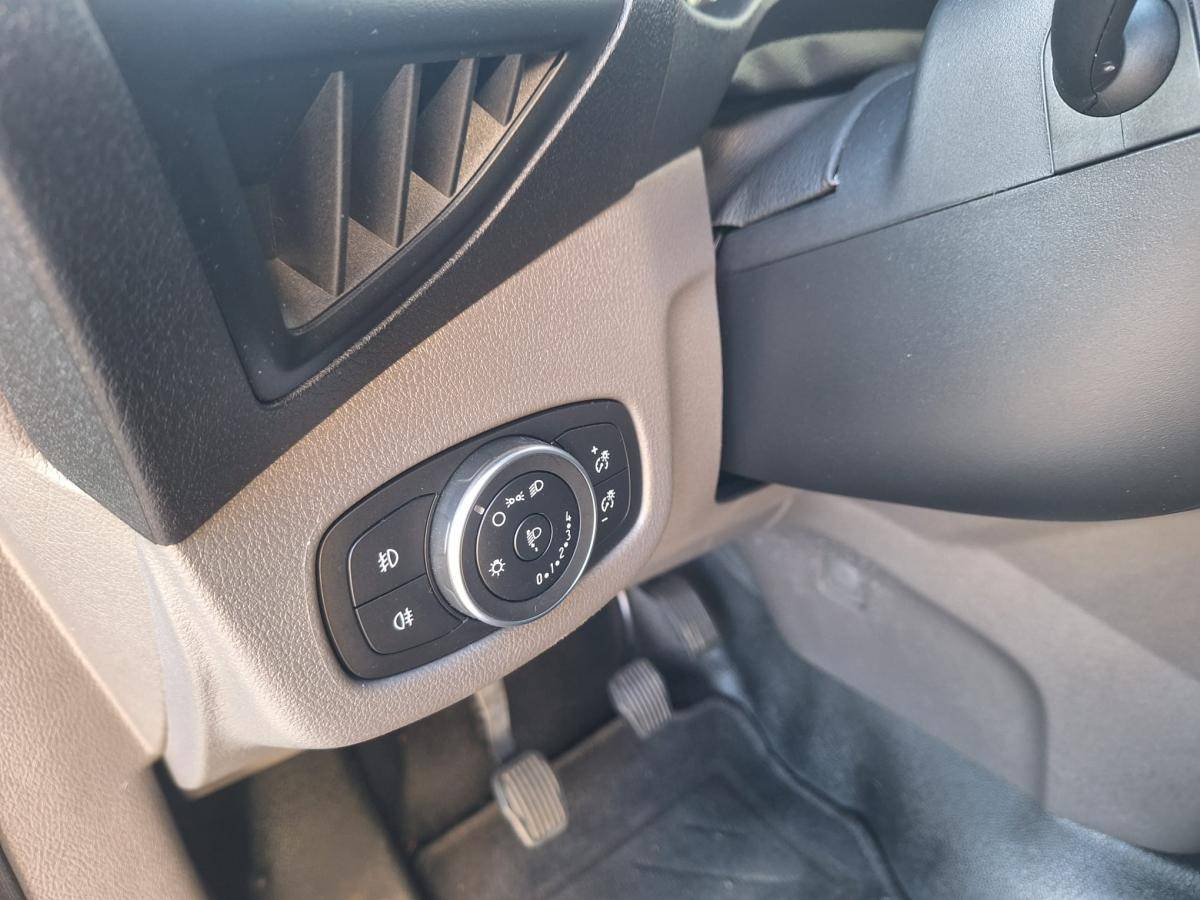 ford-transit-connect-2024-diesel-1499cc