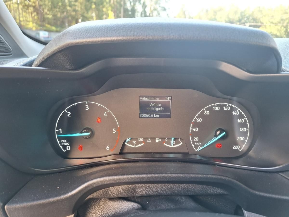 ford-transit-connect-2024-diesel-1499cc