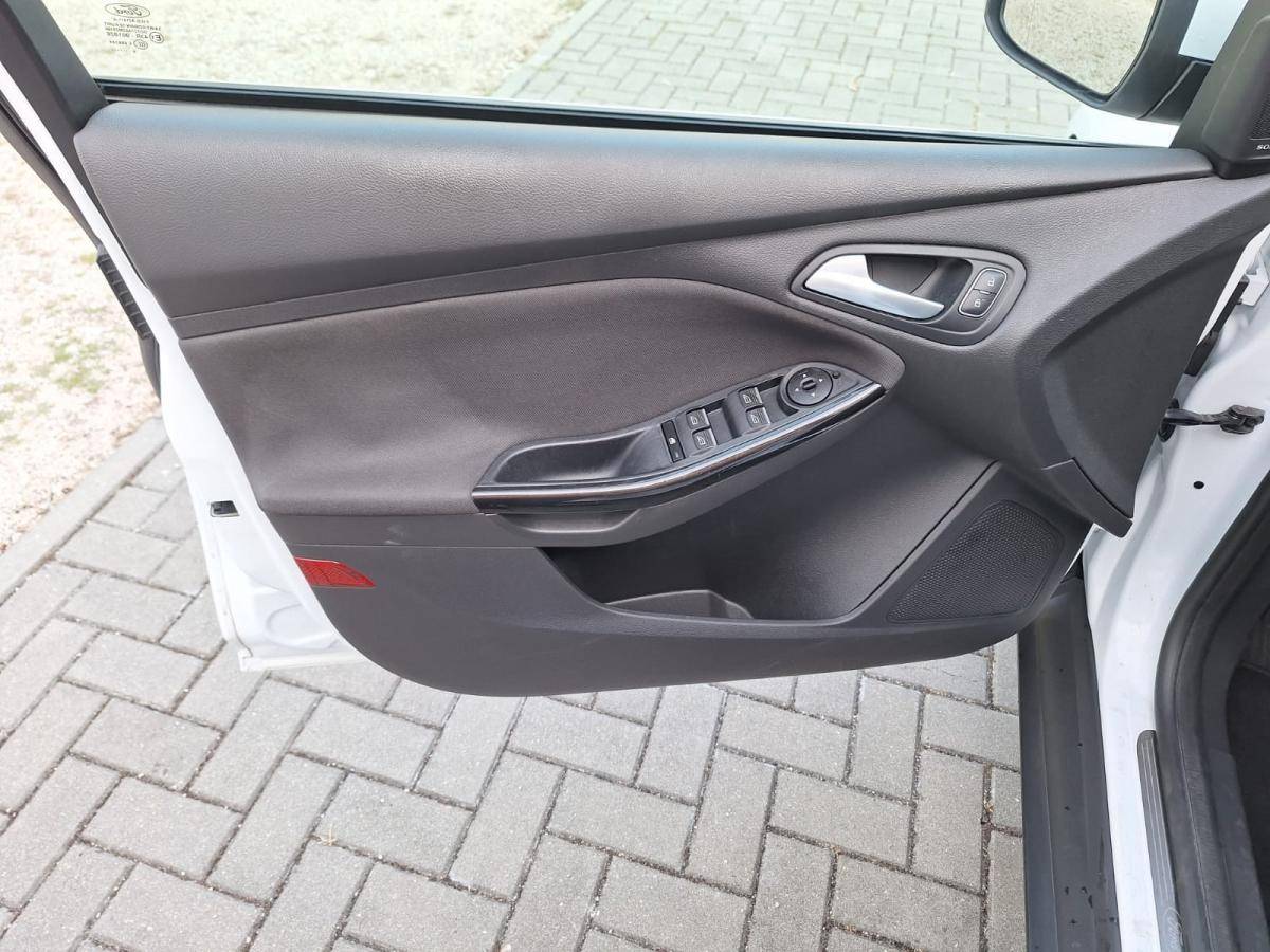 ford-focus-2016-gasolina-998cc
