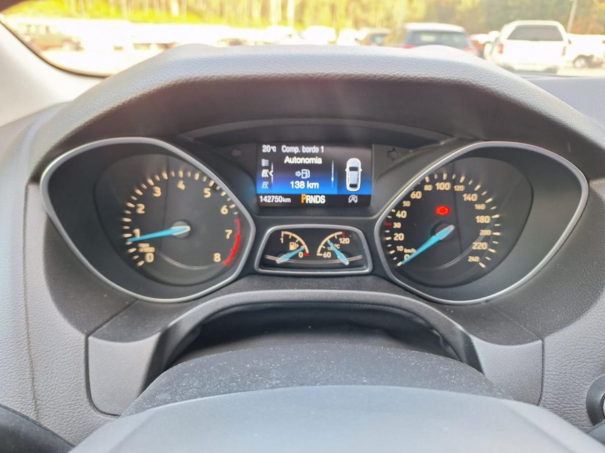 ford-focus-2016-gasolina-998cc