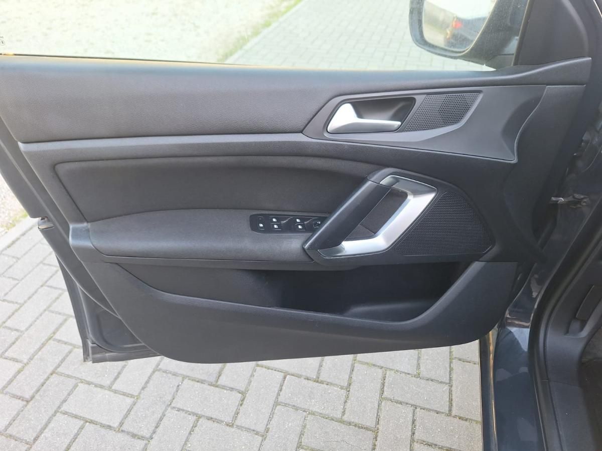 peugeot-308-sw-2016-diesel-1560cc
