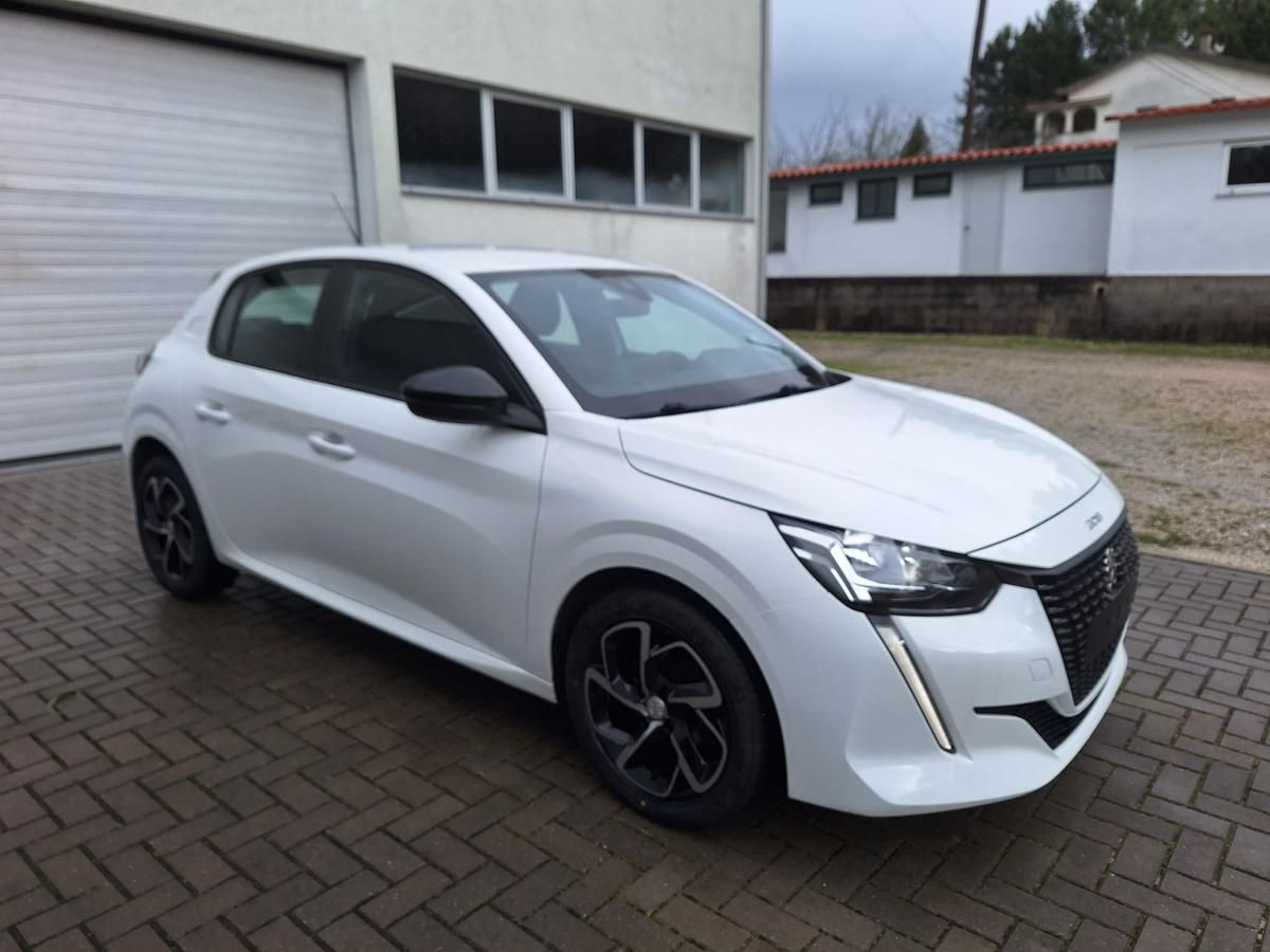 peugeot-208-2022-diesel-1499cc