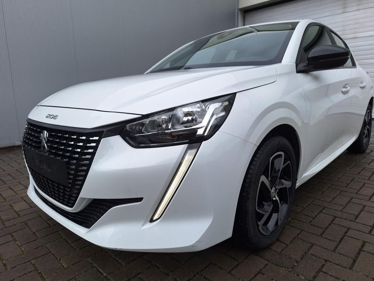 peugeot-208-2022-diesel-1499cc