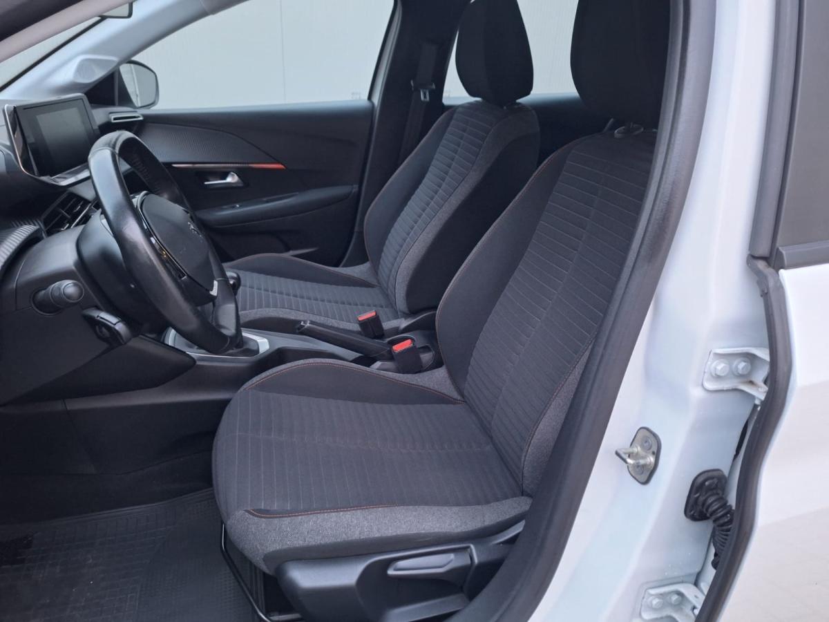 peugeot-208-2022-diesel-1499cc