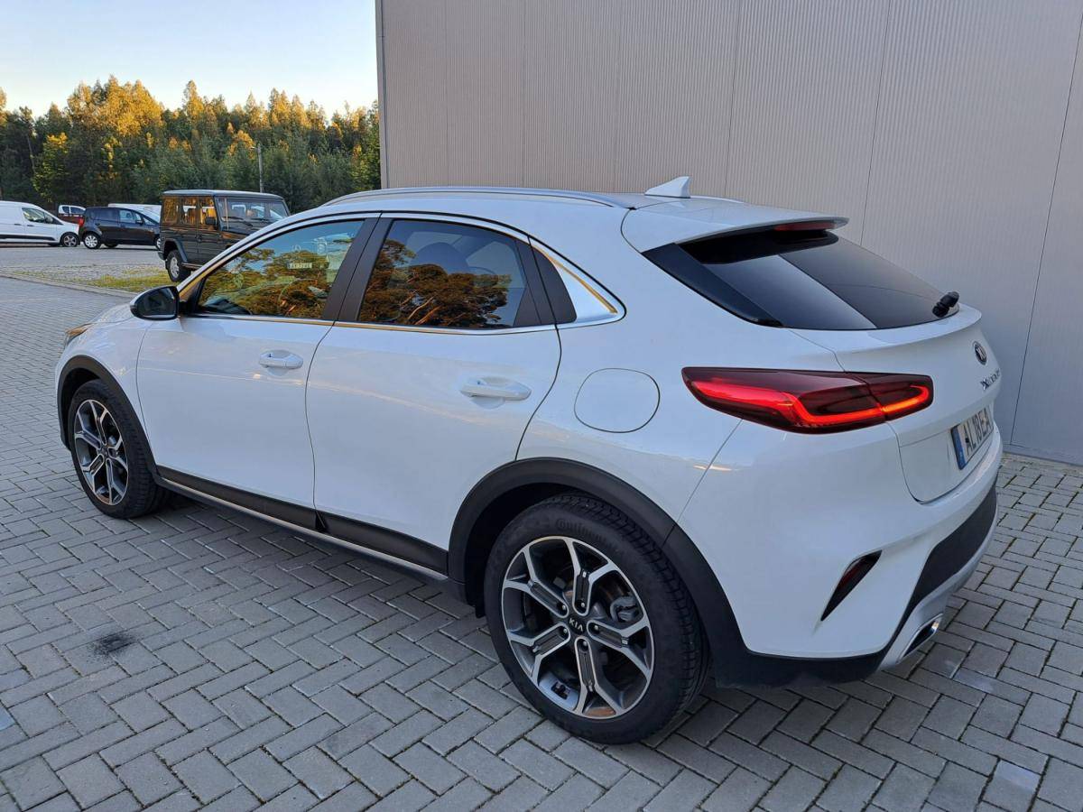 kia-xceed-2021-hibrido-a-diesel-1598cc