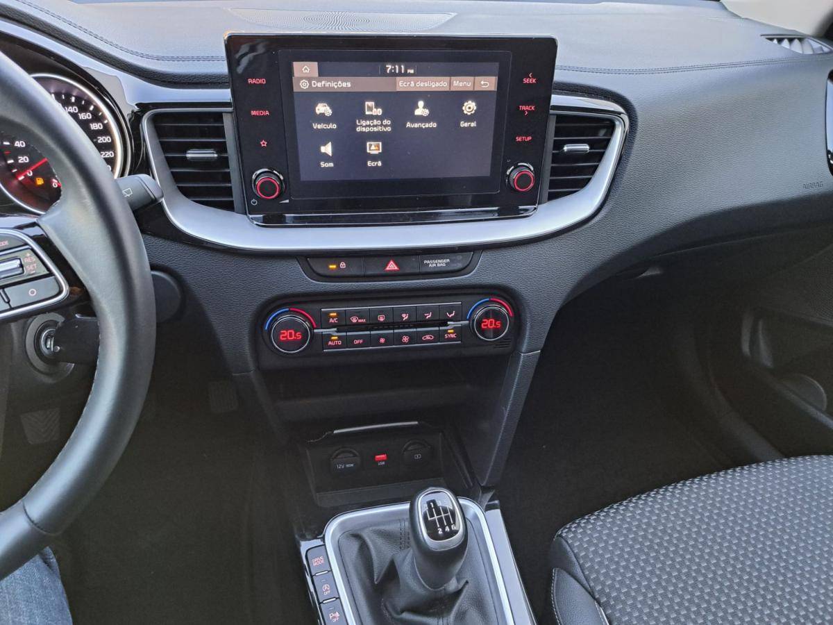 kia-xceed-2021-hibrido-a-diesel-1598cc