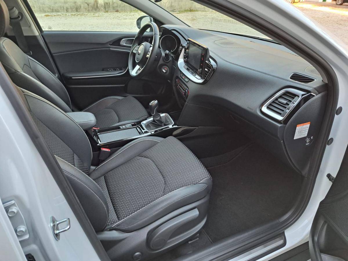 kia-xceed-2021-hibrido-a-diesel-1598cc