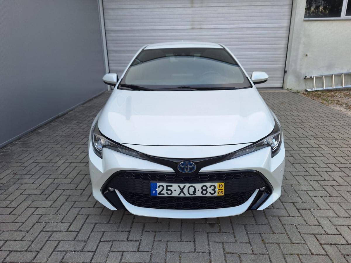 toyota-corolla-2019-hibrido-a-gasolina-1798cc