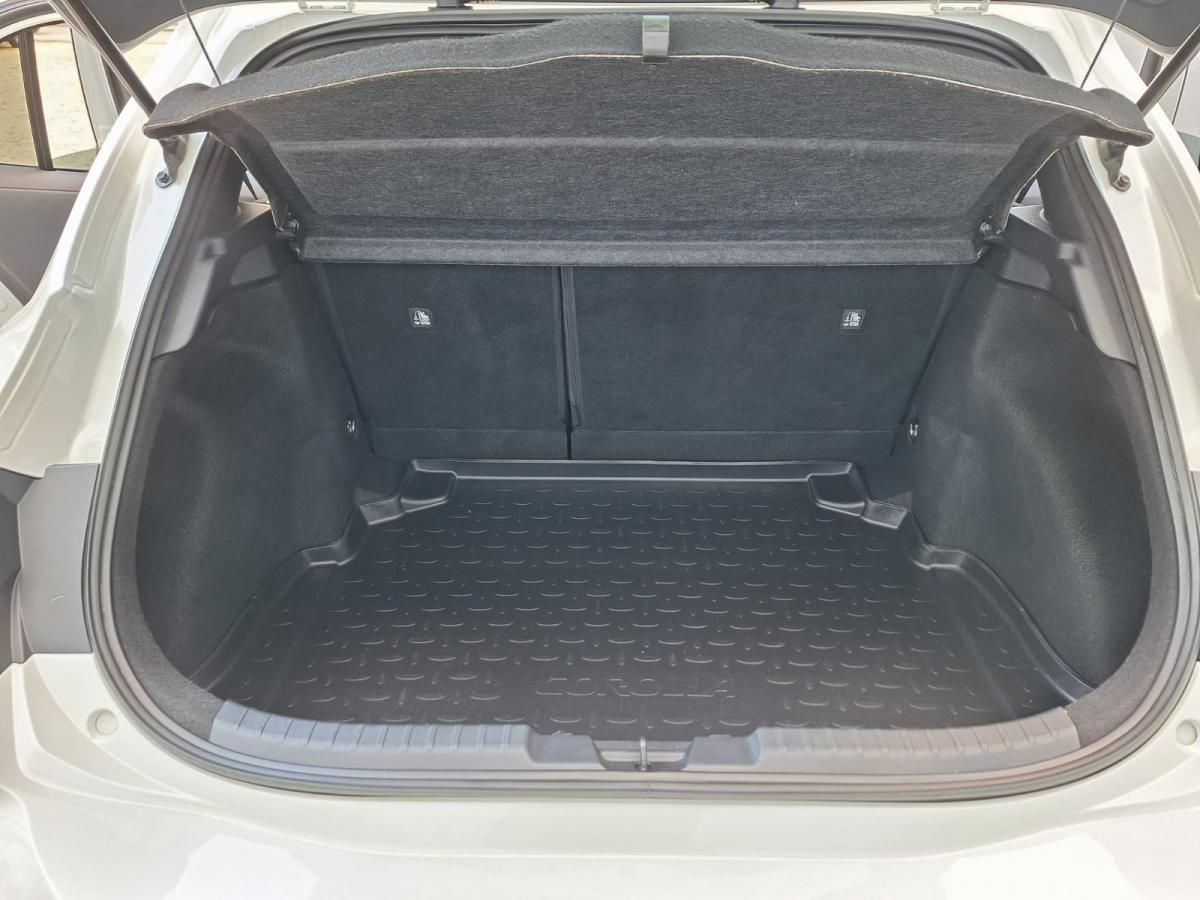 toyota-corolla-2019-hibrido-a-gasolina-1798cc