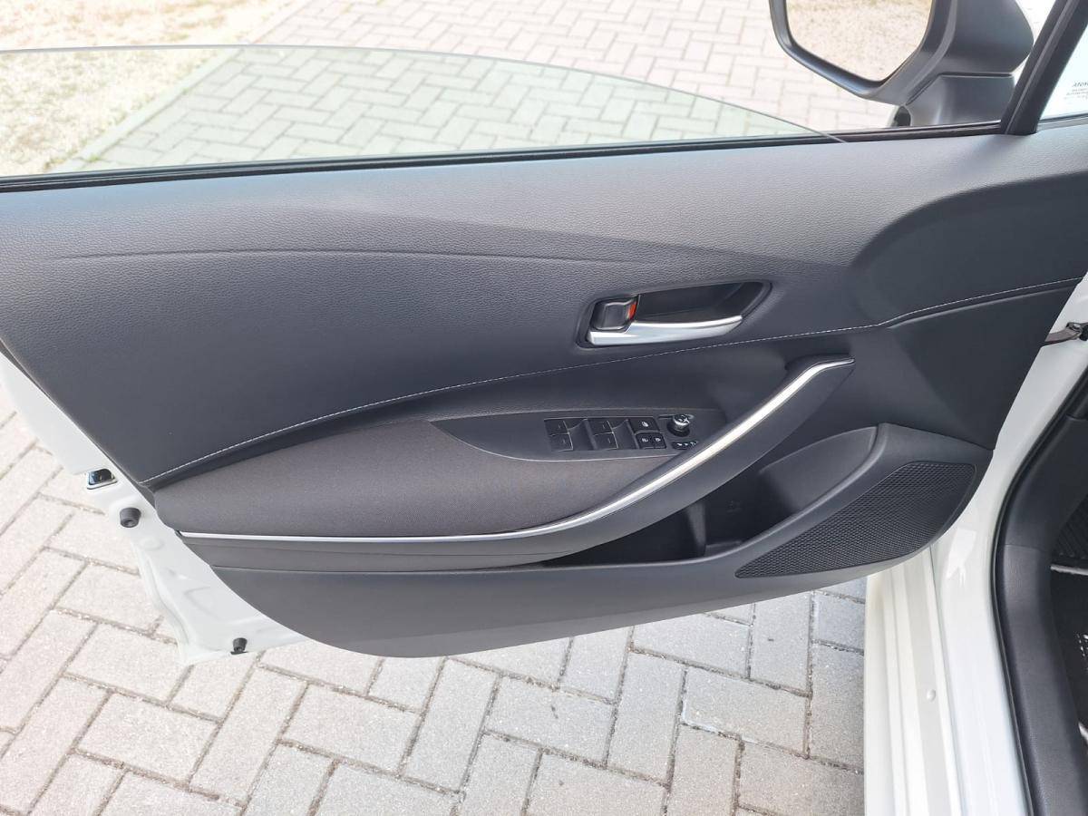 toyota-corolla-2019-hibrido-a-gasolina-1798cc
