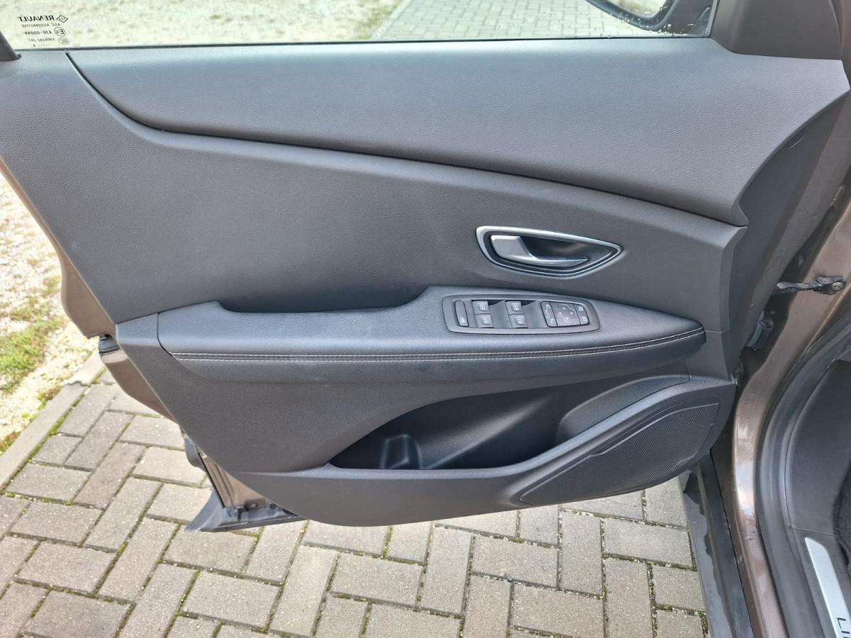 renault-grand-scenic-2019-gasolina-1332cc
