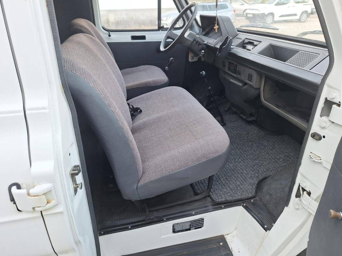 ford-transit-1985-diesel-2495cc