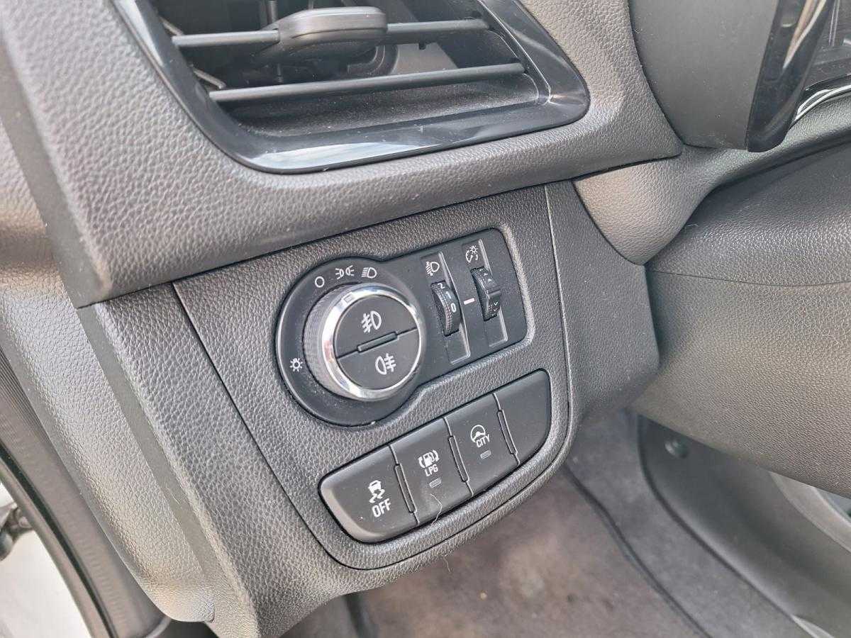 opel-karl-2017-gasolina-999cc