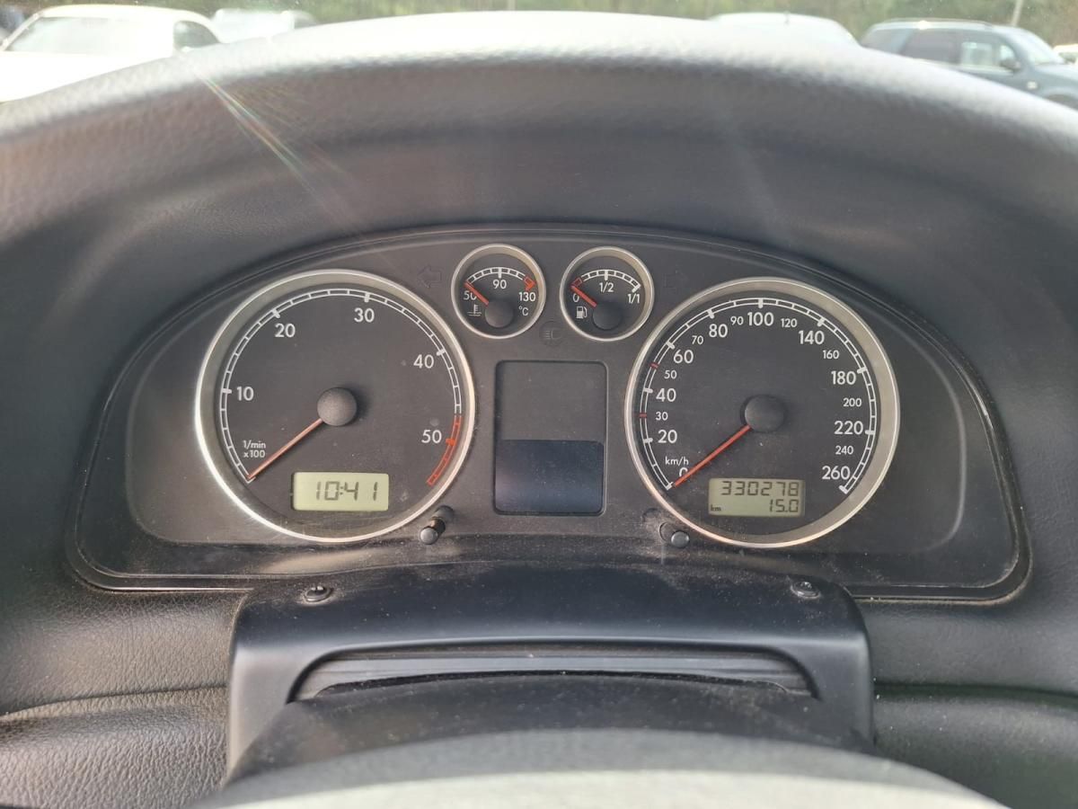 volkswagen-passat-2002-diesel-1896cc