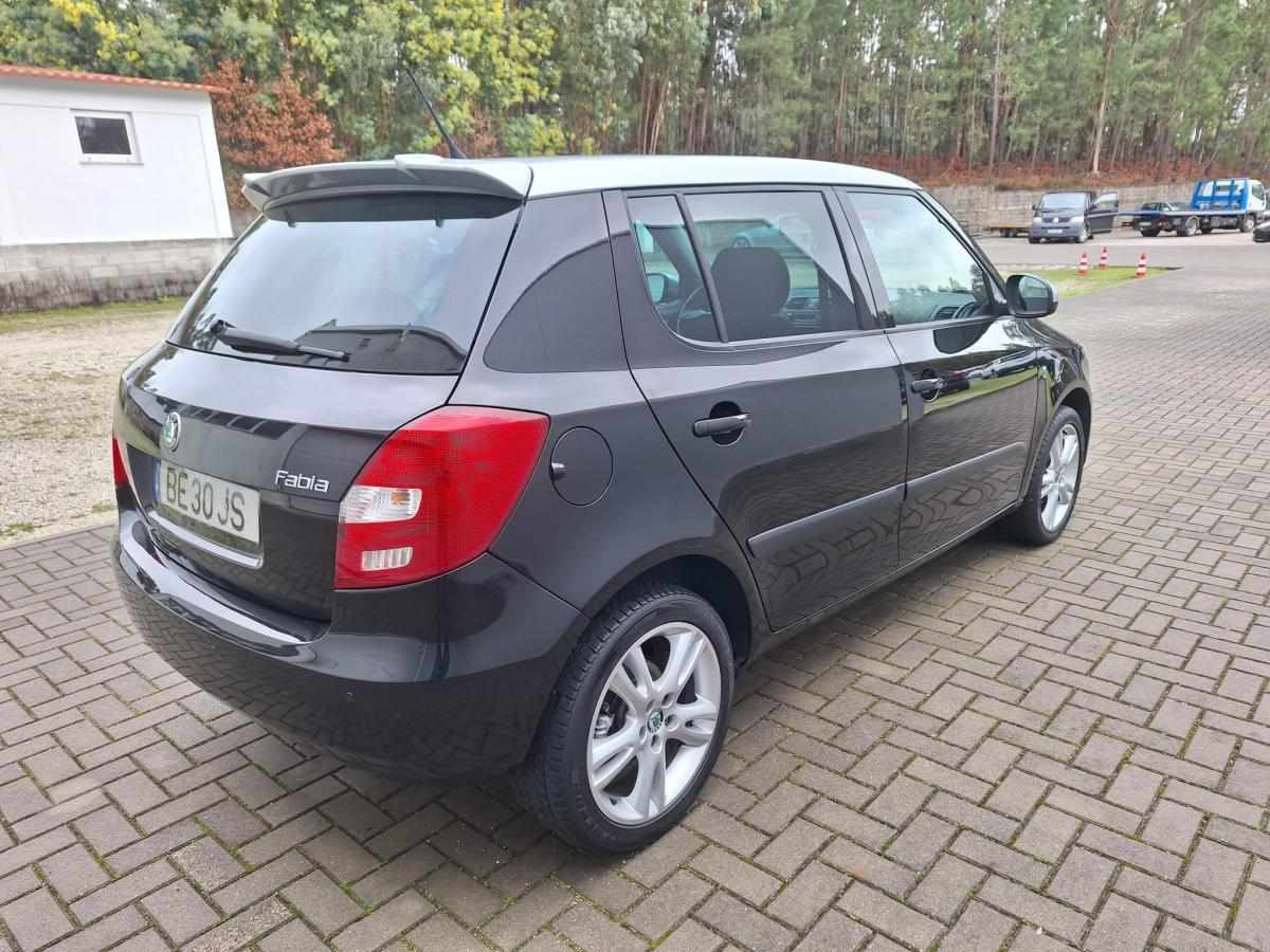 skoda-fabia-2011-gasolina-1197cc