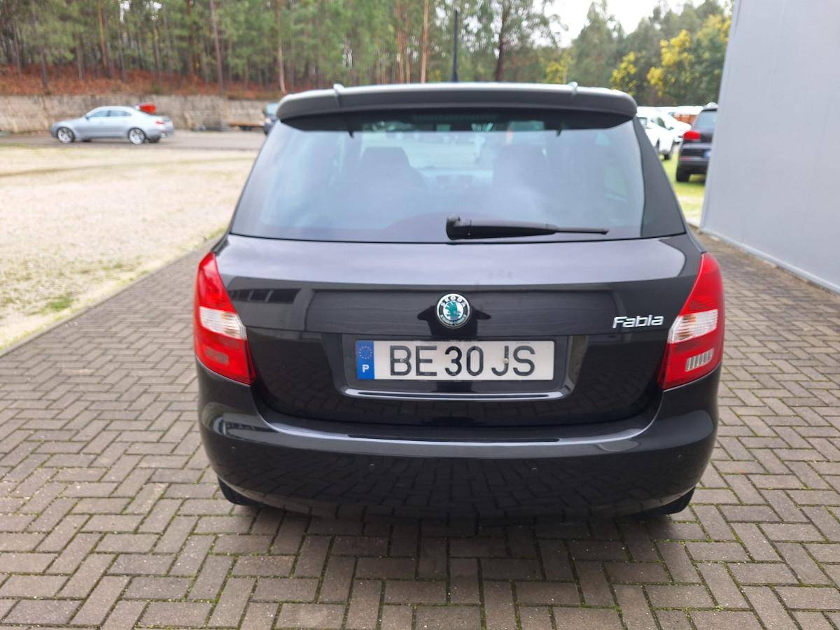 skoda-fabia-2011-gasolina-1197cc
