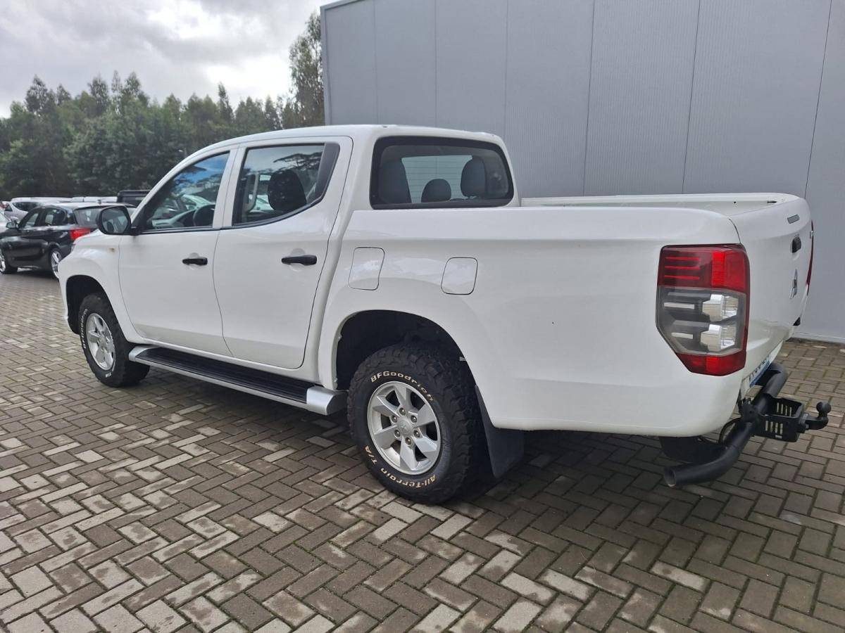 mitsubishi-l200-2021-diesel-2442cc