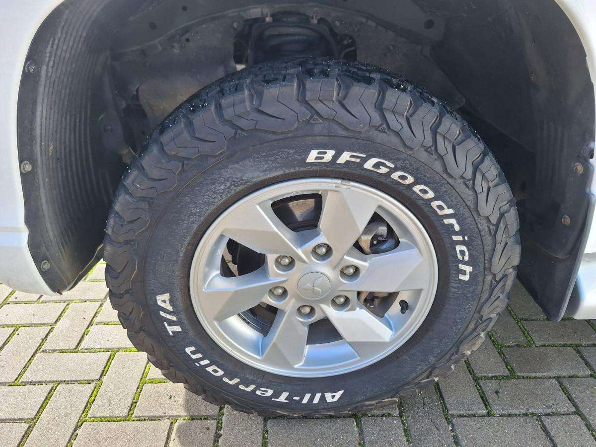 mitsubishi-l200-2021-diesel-2442cc
