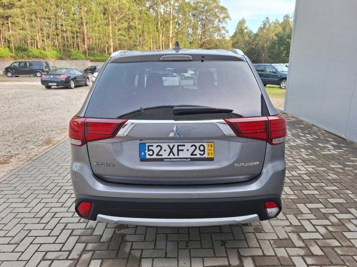 mitsubishi-outlander-2019-diesel-2268cc