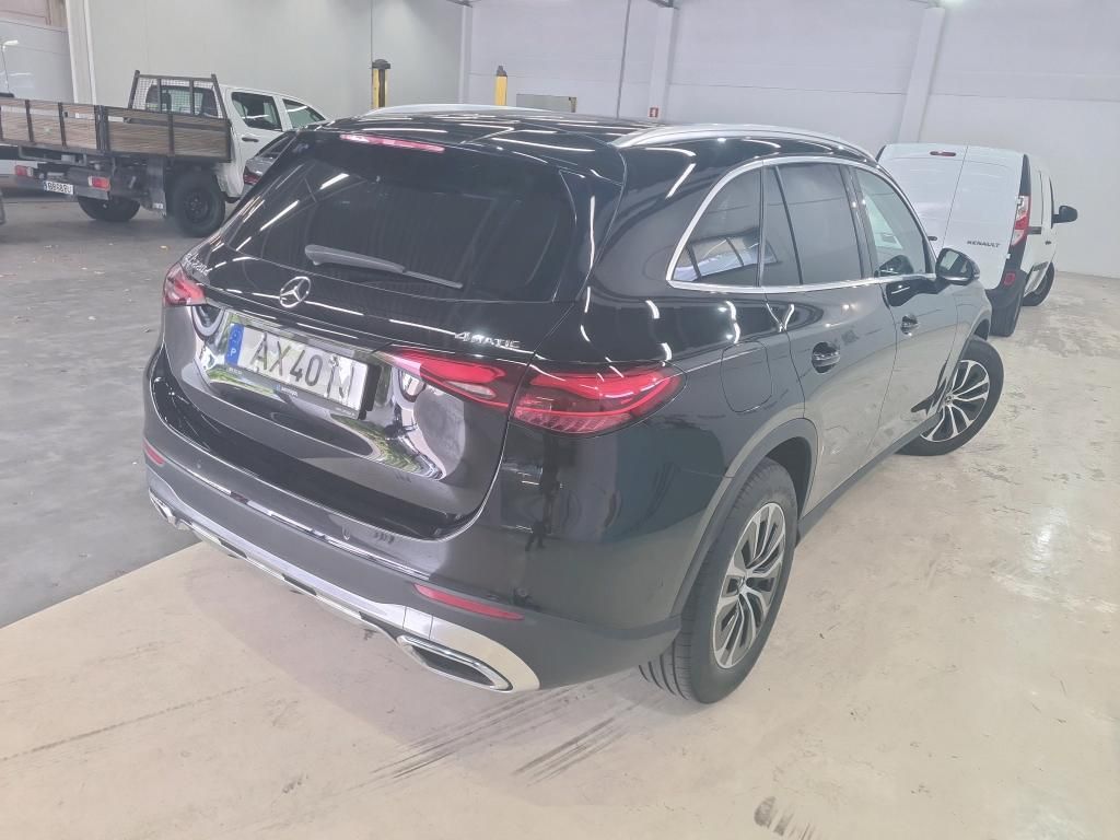 mercedes-benz-glc-2023-diesel-1993cc
