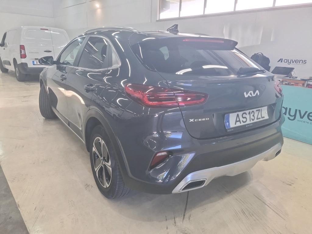 kia-xceed-2022-hibrido-a-gasolina-1580cc