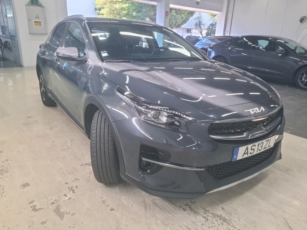 kia-xceed-2022-hibrido-a-gasolina-1580cc