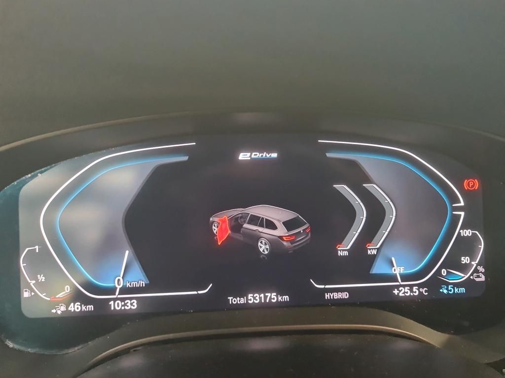 bmw-serie-5-2023-hibrido-a-gasolina-1998cc