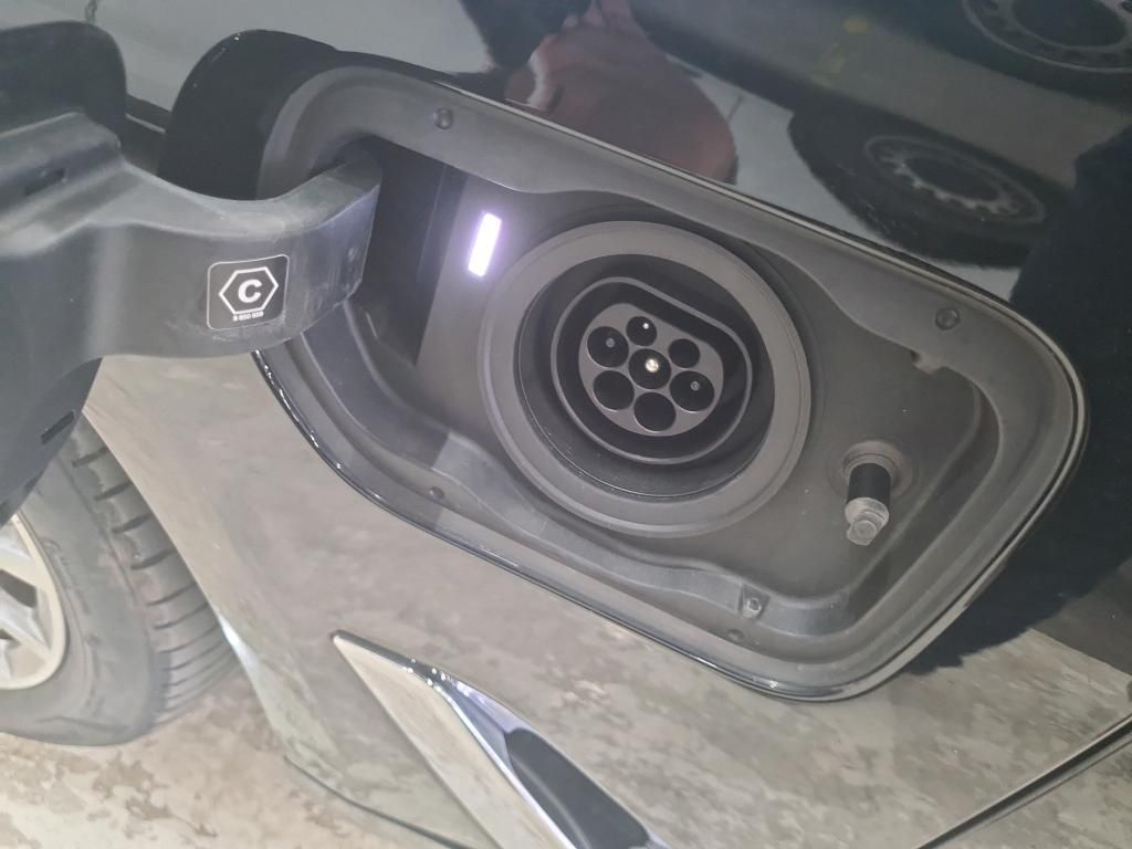 bmw-serie-5-2023-hibrido-a-gasolina-1998cc