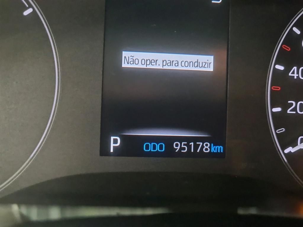 toyota-yaris-2023-hibrido-a-gasolina-1490cc