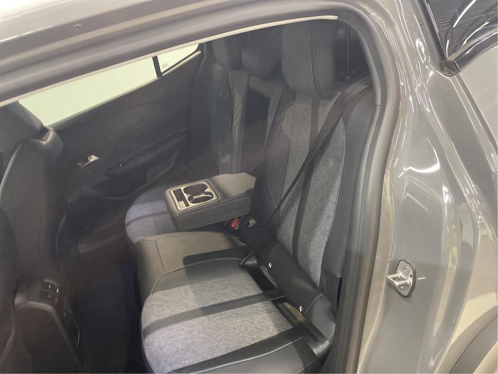 peugeot-408-2024-gasolina-1199cc