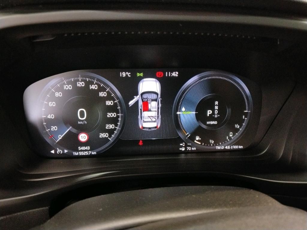 volvo-xc40-2022-hibrido-a-gasolina-1477cc