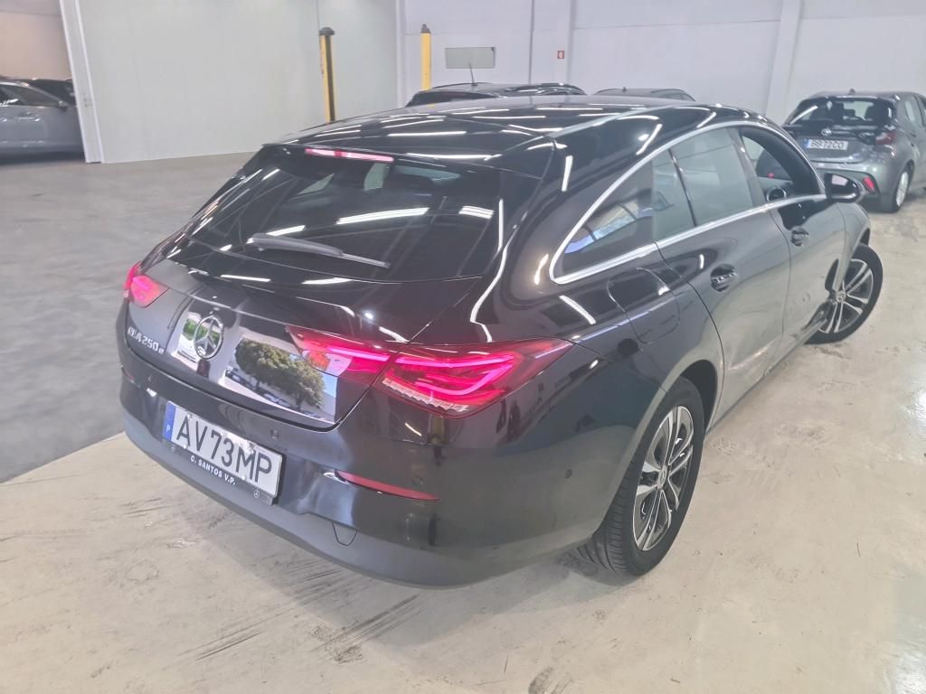 mercedes-benz-cla-2022-hibrido-a-gasolina-1332cc