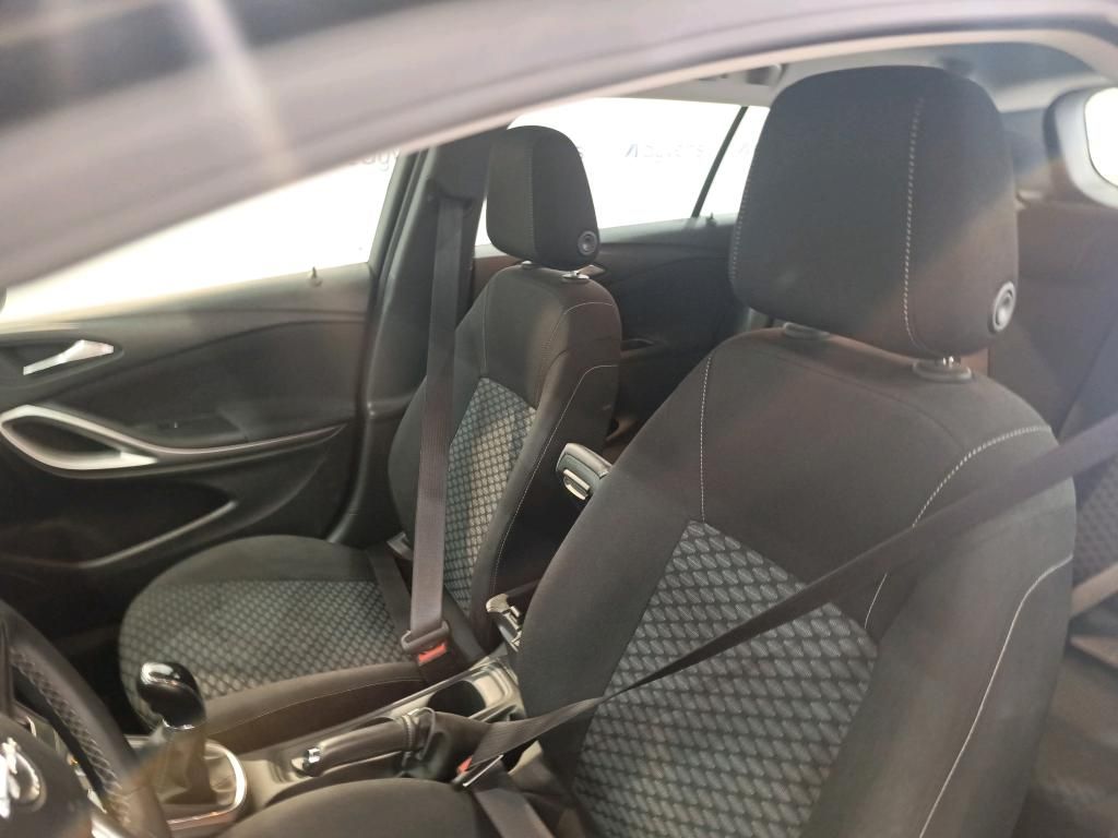 opel-astra-sport-tourer-2019-diesel-1598cc