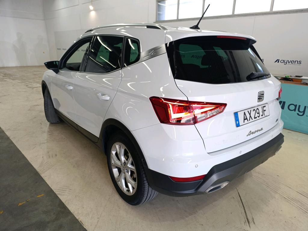 seat-arona-2023-gasolina-999cc