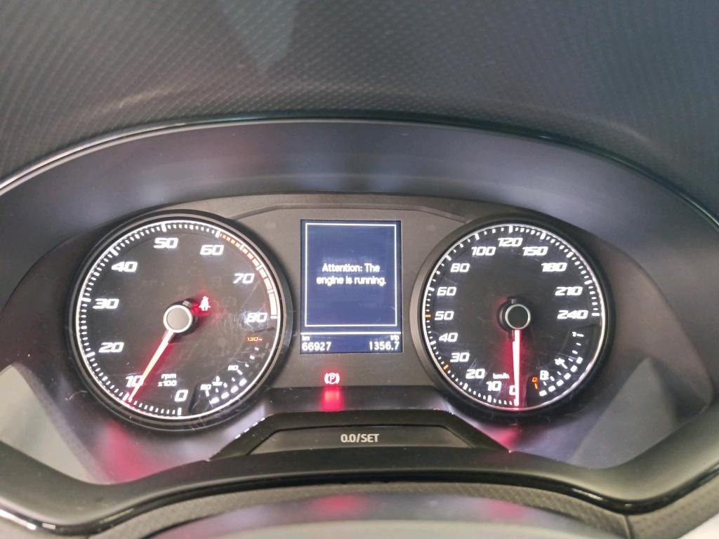 seat-arona-2023-gasolina-999cc