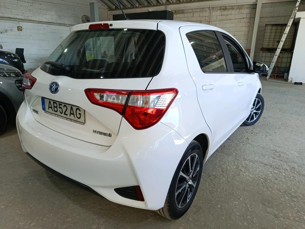 toyota-yaris-2020-hibrido-a-gasolina-1497cc
