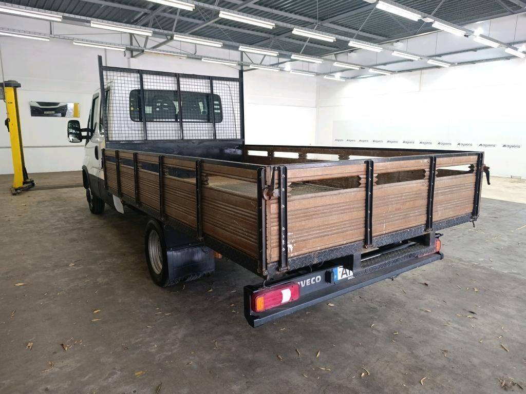 iveco-daily-2022-diesel-2998cc