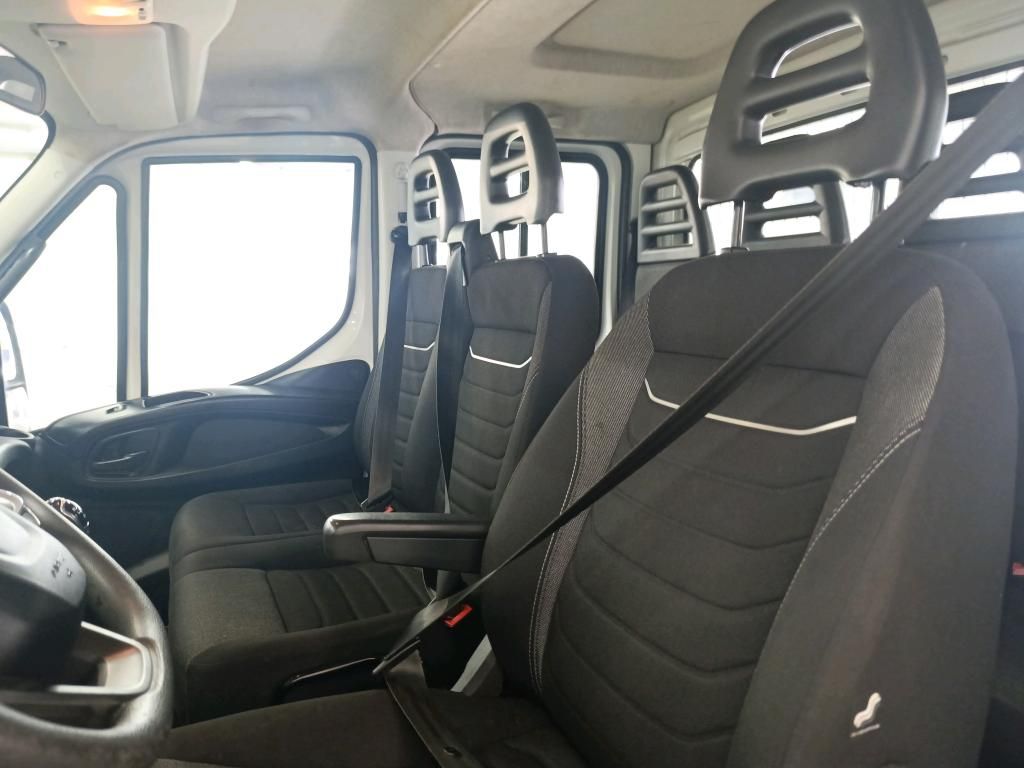 iveco-daily-2022-diesel-2998cc