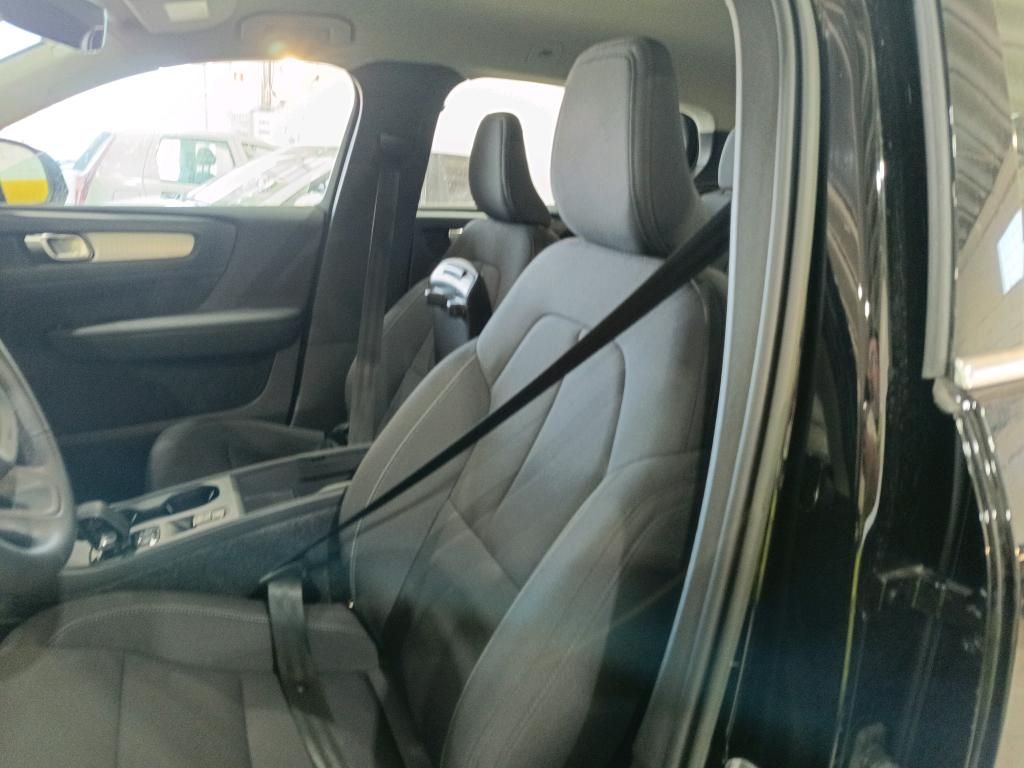 volvo-xc40-2022-hibrido-a-gasolina-1477cc