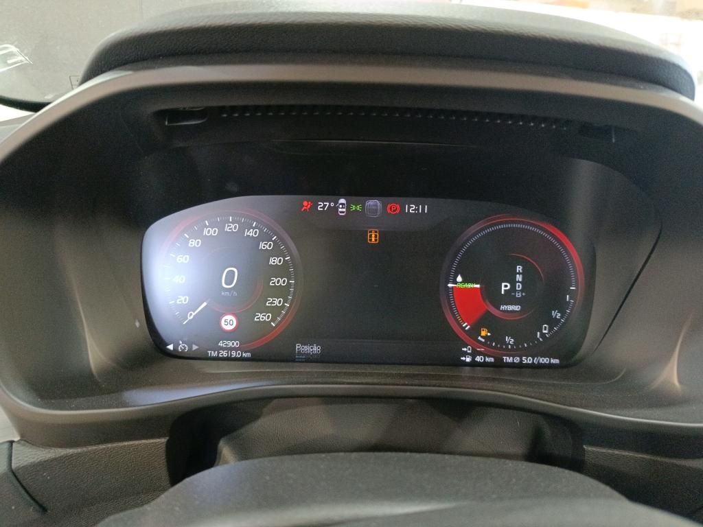volvo-xc40-2022-hibrido-a-gasolina-1477cc