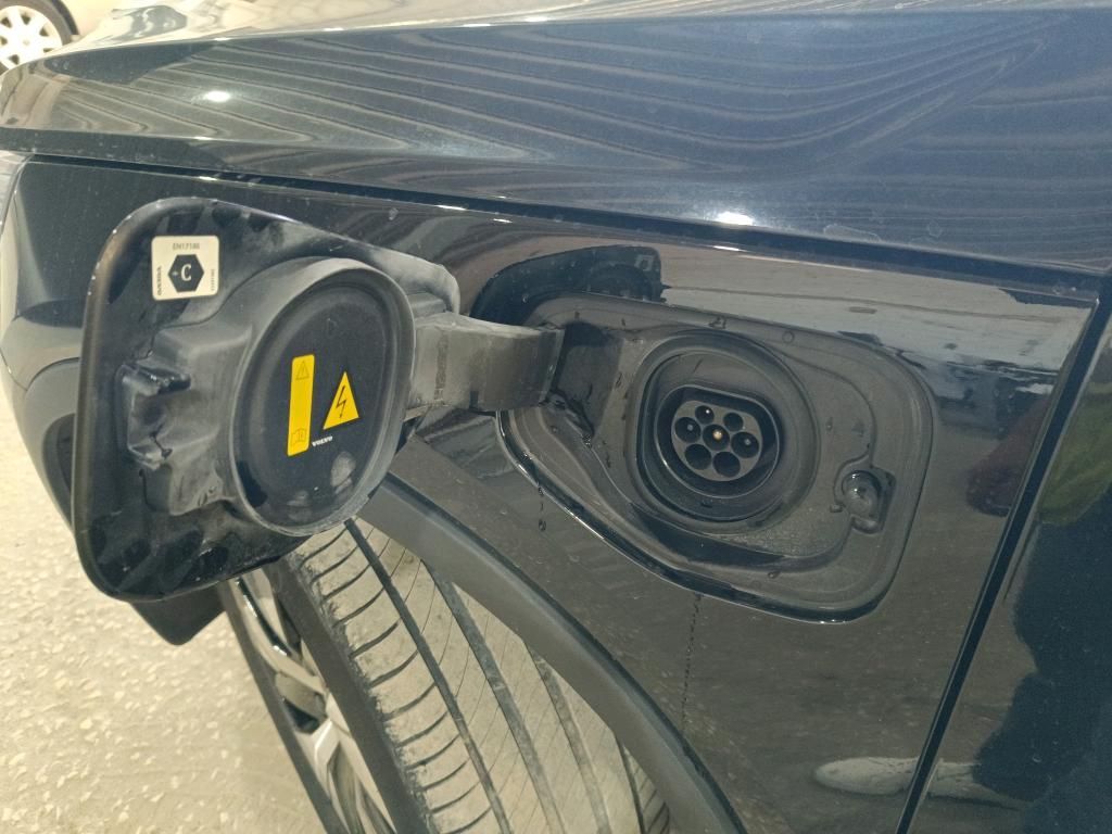 volvo-xc40-2022-hibrido-a-gasolina-1477cc