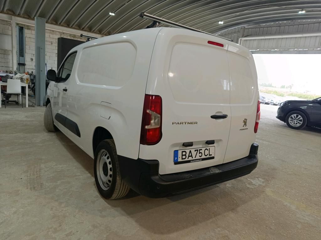 peugeot-partner-2023-diesel-1499cc