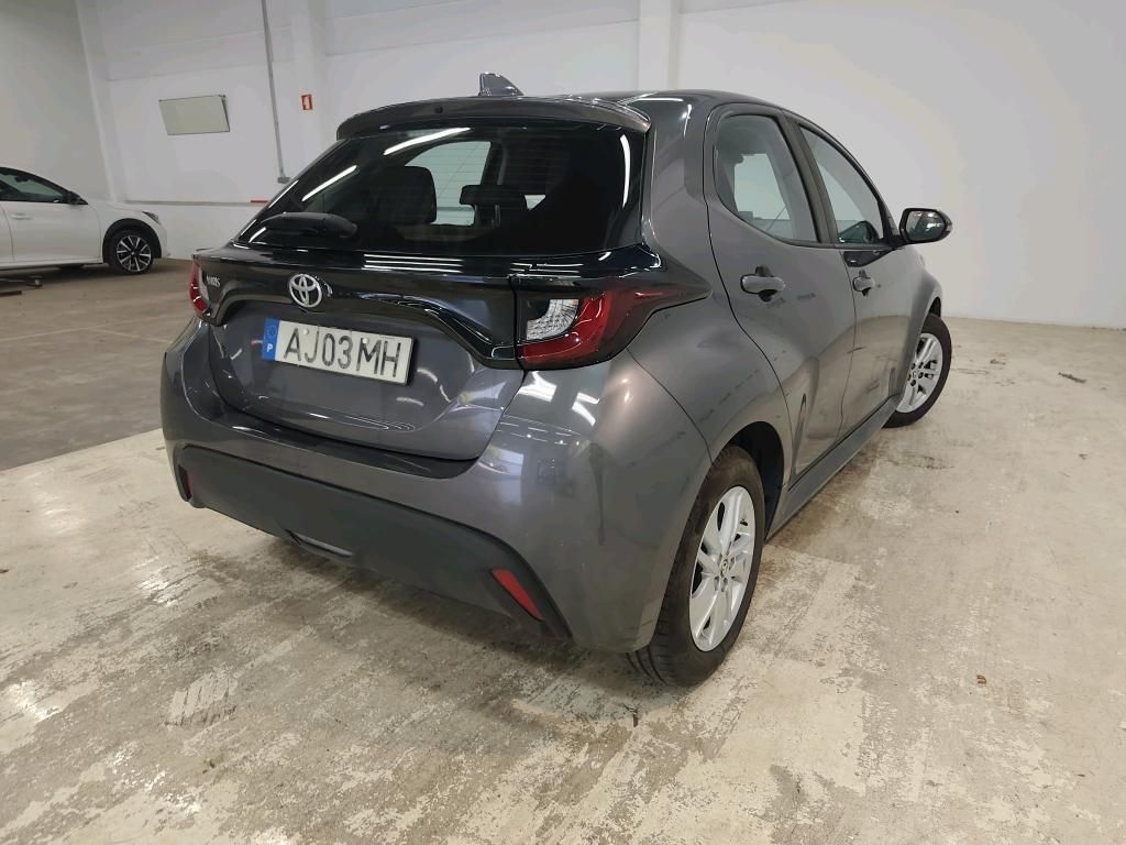 toyota-yaris-2021-gasolina-998cc