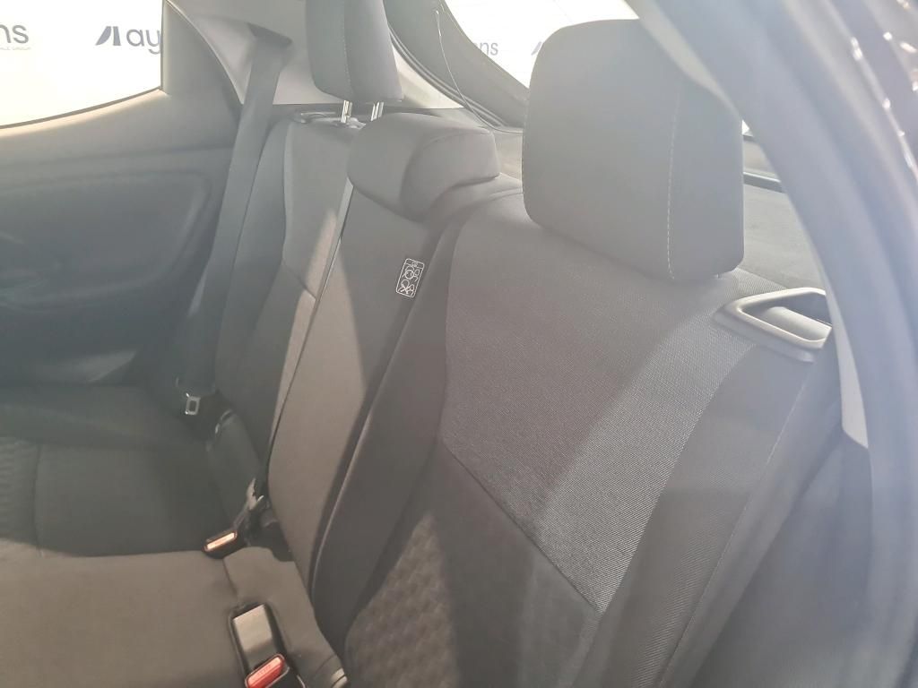 toyota-yaris-2022-hibrido-a-gasolina-1490cc