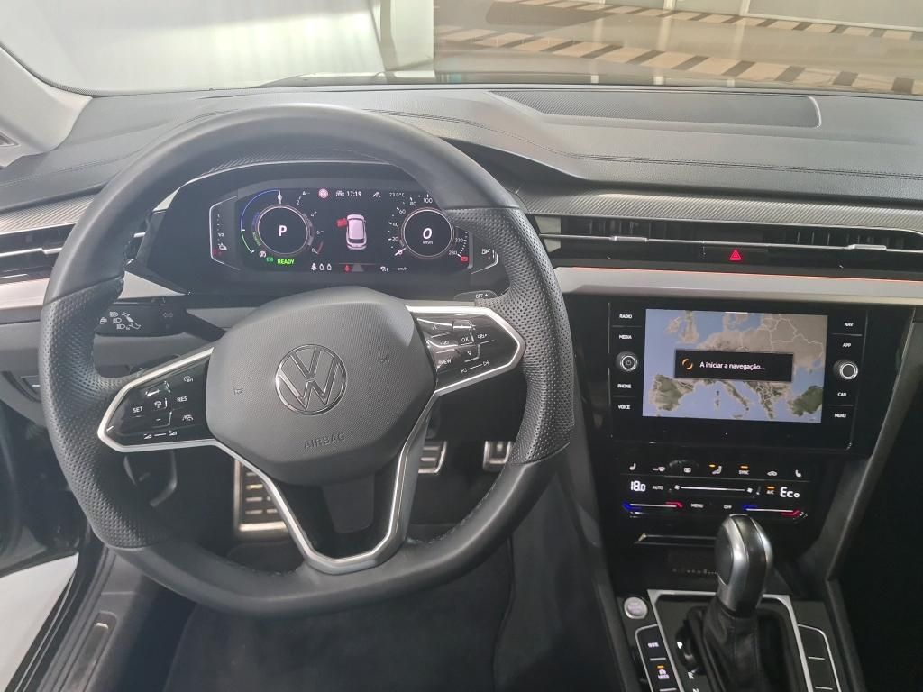 volkswagen-arteon-2022-hibrido-a-gasolina-1395cc