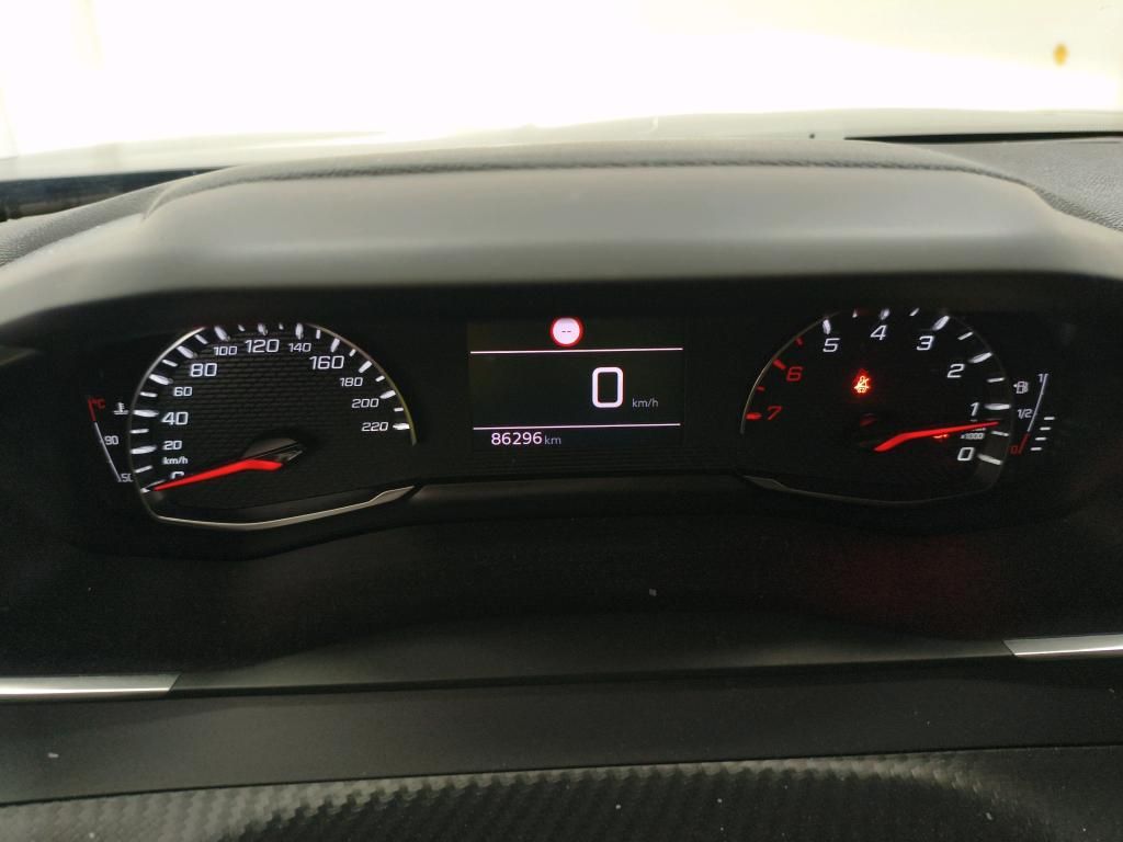 peugeot-2008-2022-gasolina-1199cc