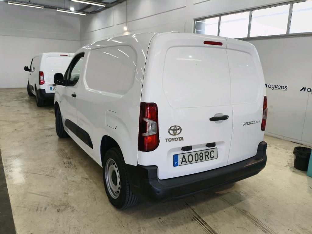 toyota-proace-2022-diesel-1499cc