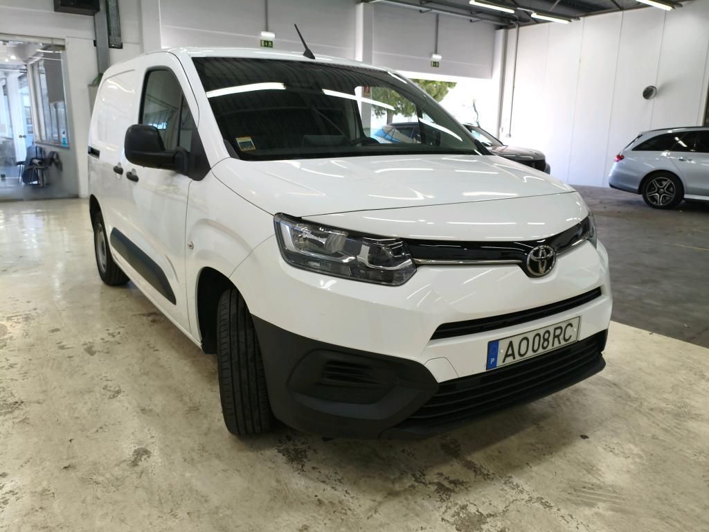 toyota-proace-2022-diesel-1499cc