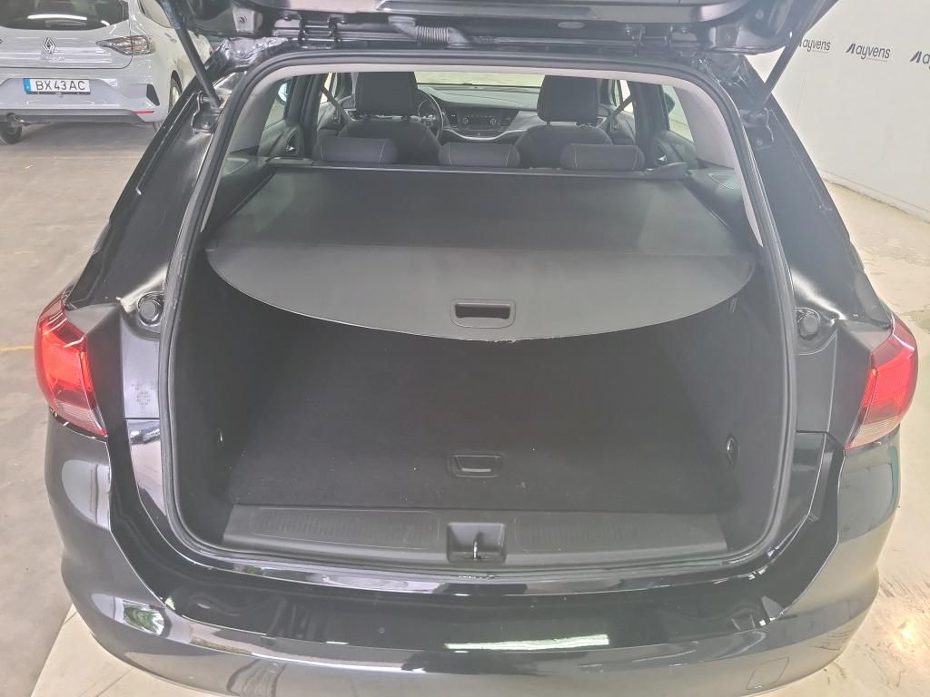 opel-astra-sport-tourer-2018-diesel-1598cc